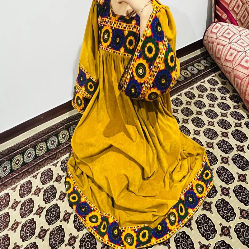 product image R